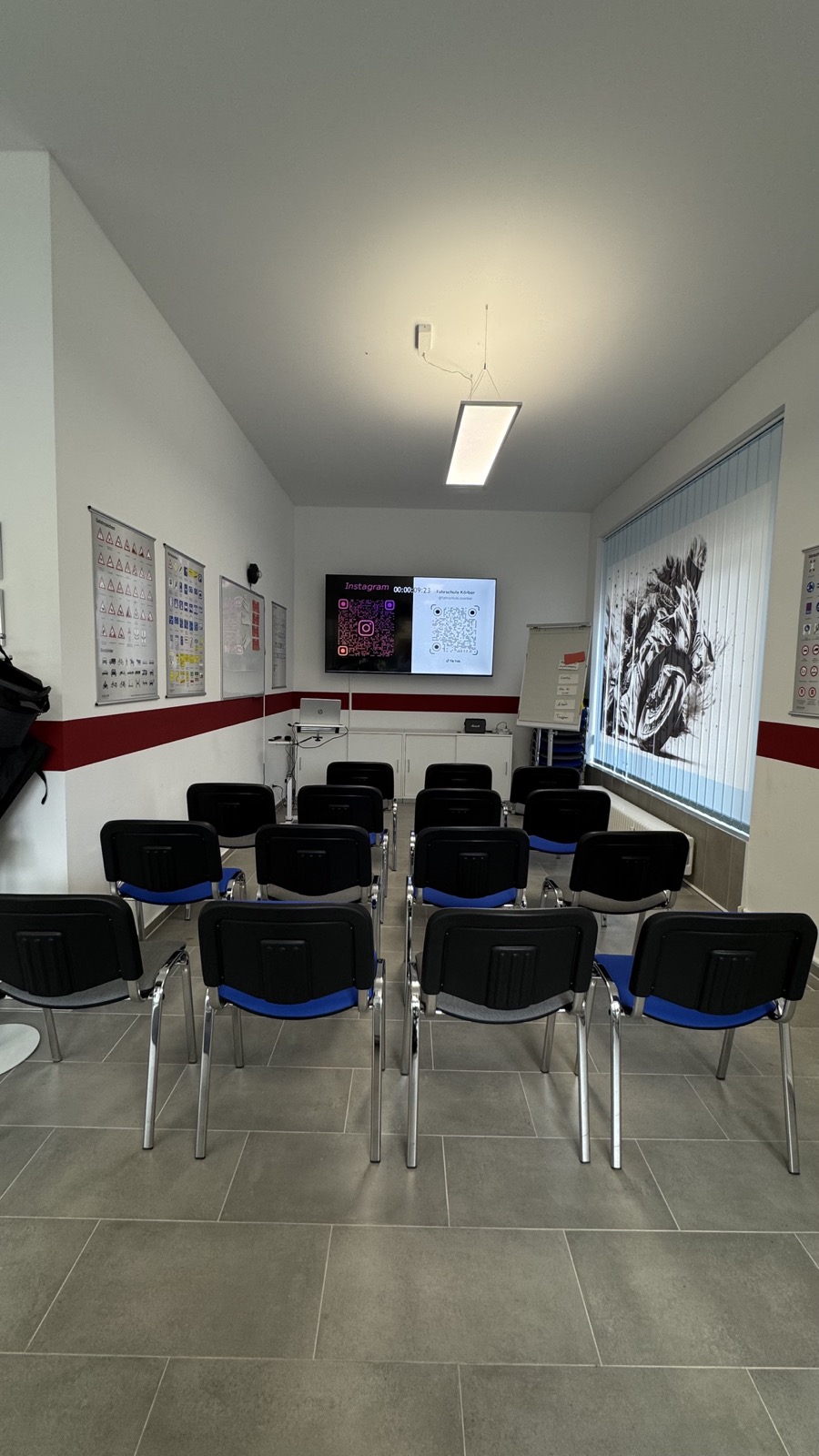 Theorieraum der Fahrschule Körber in der Keferloherstraße 76